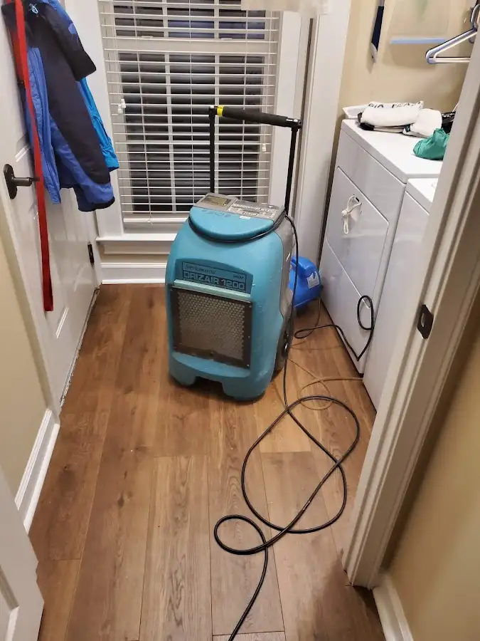 Commercial dehumidifier deployed for Flood Damage Cleanup in Wichita Falls